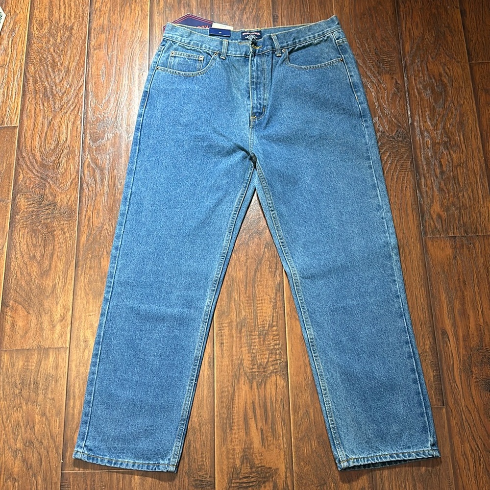 NEW - Cross and Winsor jeans. Regular fit. 38x30.